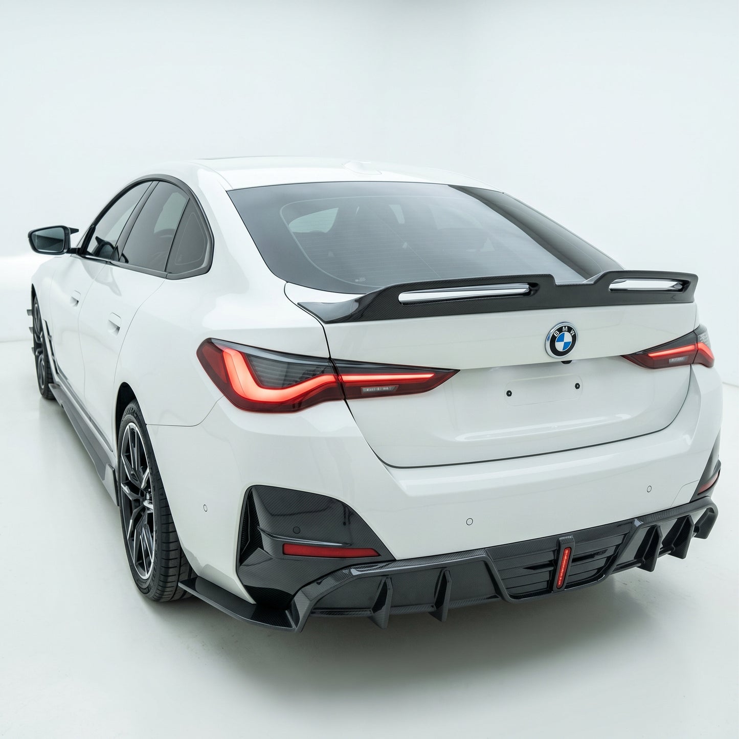 CARBONTECH™ ドライカーボン リアディフューザー - BMW 4シリーズ G26